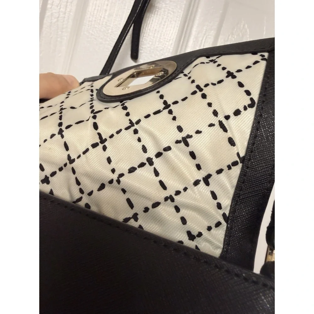 Kate Spade Newbury Lane Sally Crossbody Black Saffiano Leather Gold Lock